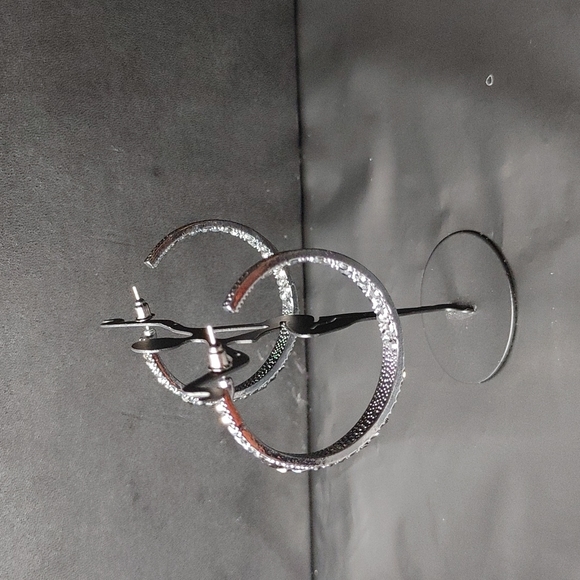 GLITZY By Association - Black - Picture 4 of 4